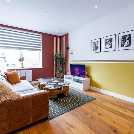 Burnham Beeches One-Bedroom Apartment By Belvilla Слау Екстериор снимка
