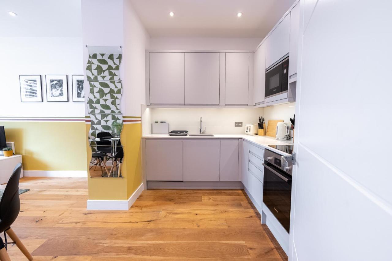 Burnham Beeches One-Bedroom Apartment By Belvilla Слау Екстериор снимка